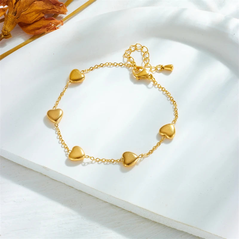 Pulseira de Corações Dourada
